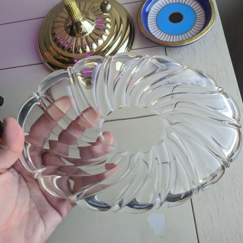 Flat Sun Shaped Glass Dish Catch All Plate